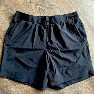 CALIA by Carrie Underwood - black shorts